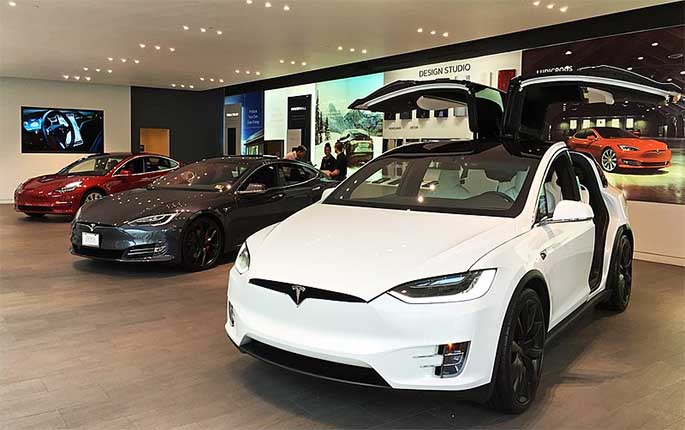 Picture of a Tesla to accompany article about Elon Musk questioning California's software tax